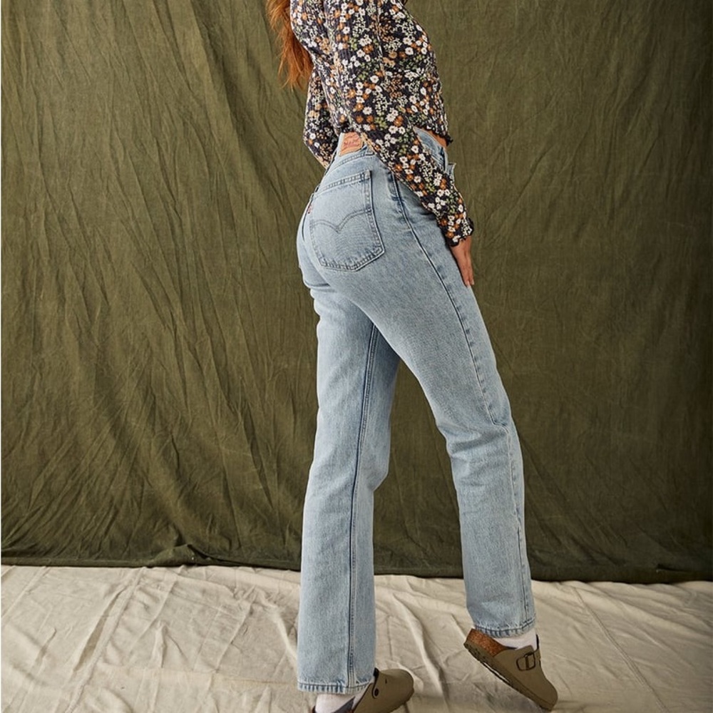 Levi's Low Pro Women's Jeans